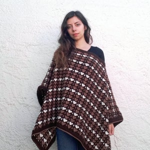 Cozy crochet poncho Pattern. 2 positions // The CARMEN poncho _ C53 image 4