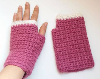 Beginners mitts crochet pattern for KIDS and ADULTS. Fingerless crochet gloves easy pattern // TETRIS crochet pattern _ C42