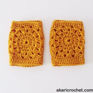 Short fingerless gloves crochet pattern. Lace granny square mitts // CHRONOS mitts crochet pattern _ M71 image 2