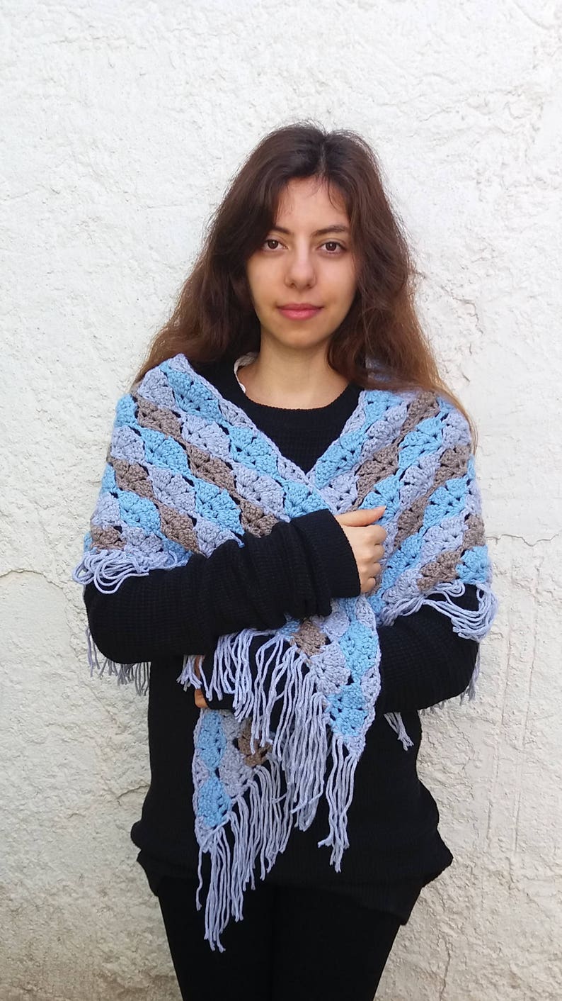 Fringe shawl crochet pattern. Triangle crochet scarf // the SOPHIA shawl pattern _ C46 image 4