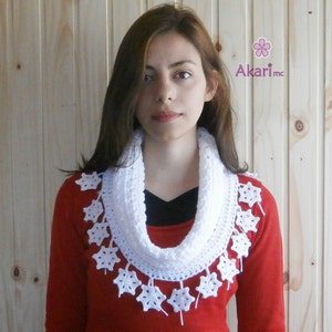 Circle scarf with crochet snowflake fringes PDF Crochet Pattern. Christmas gift. Easy level crochet neck warmer pattern _ M28 image 3