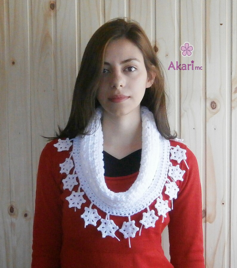 Circle scarf with crochet snowflake fringes PDF Crochet Pattern. Christmas gift. Easy level crochet neck warmer pattern _ M28 image 3