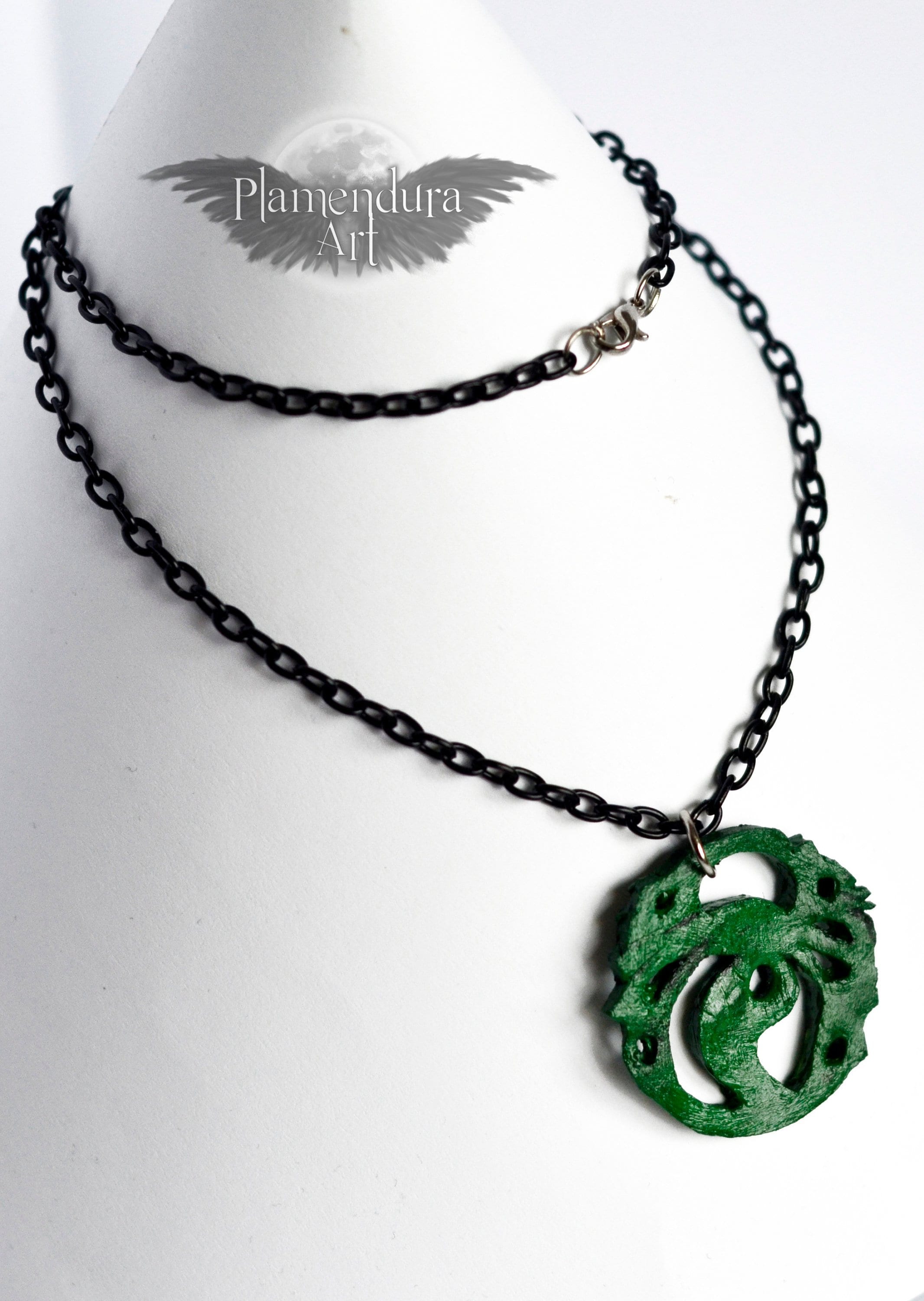 Dongsheng Lara Croft Halskette – Tomb Raider Anhänger, Unisex Design