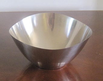 Vintage STELTON Mid Century Danish Modern Stainless Steel Bowl - Signed 445/29 Arne Jacobsen Attr.