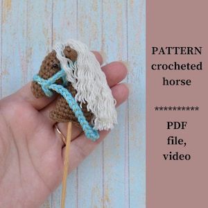 PATTERN Amigurumi crocheted horse, Amigurumi horse, tiny horse keychain crochet pattern