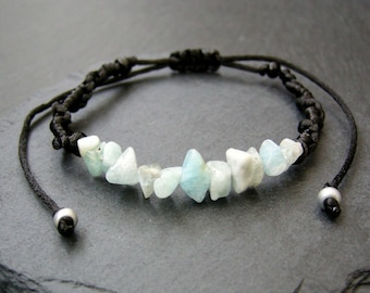 Aquamarin Chip Armband: Geflochtenes verstellbares Edelsteinarmband, Pisces Sternzeichen, März Geburtsstein, Unisex Boho Schmuck