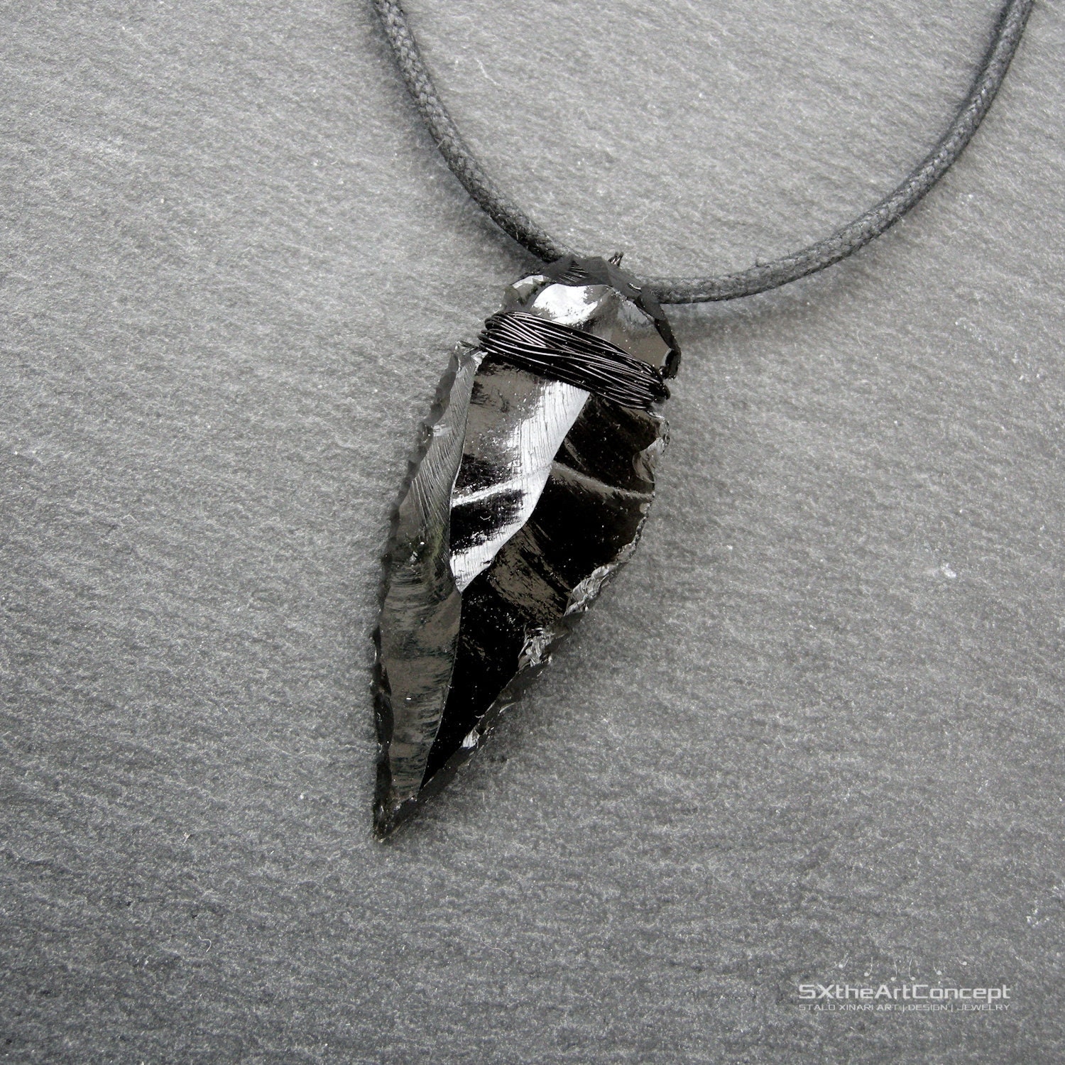 Unisex Natural Black Obsidian Pendant Necklace Charm Choker Amulets Jewelry Unisex Natural Black Obsidian Pendant Necklace Charm Choker Amulets Jewelry