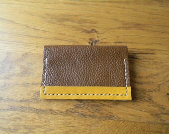 Pochette bicolore carte bleue marron/jaune moutarde