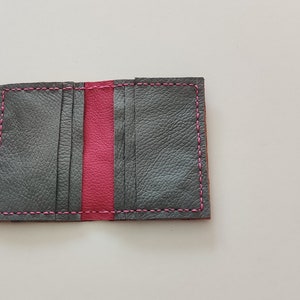 Card holder in two-tone pink and gray leather