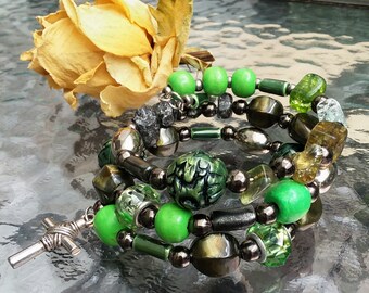 Boho...Gypsy...Cuff Bracelet... Wrap, Memory Wire,  Chunky Bead Bracelet Stack  in Green, Black, White and Silver - B004