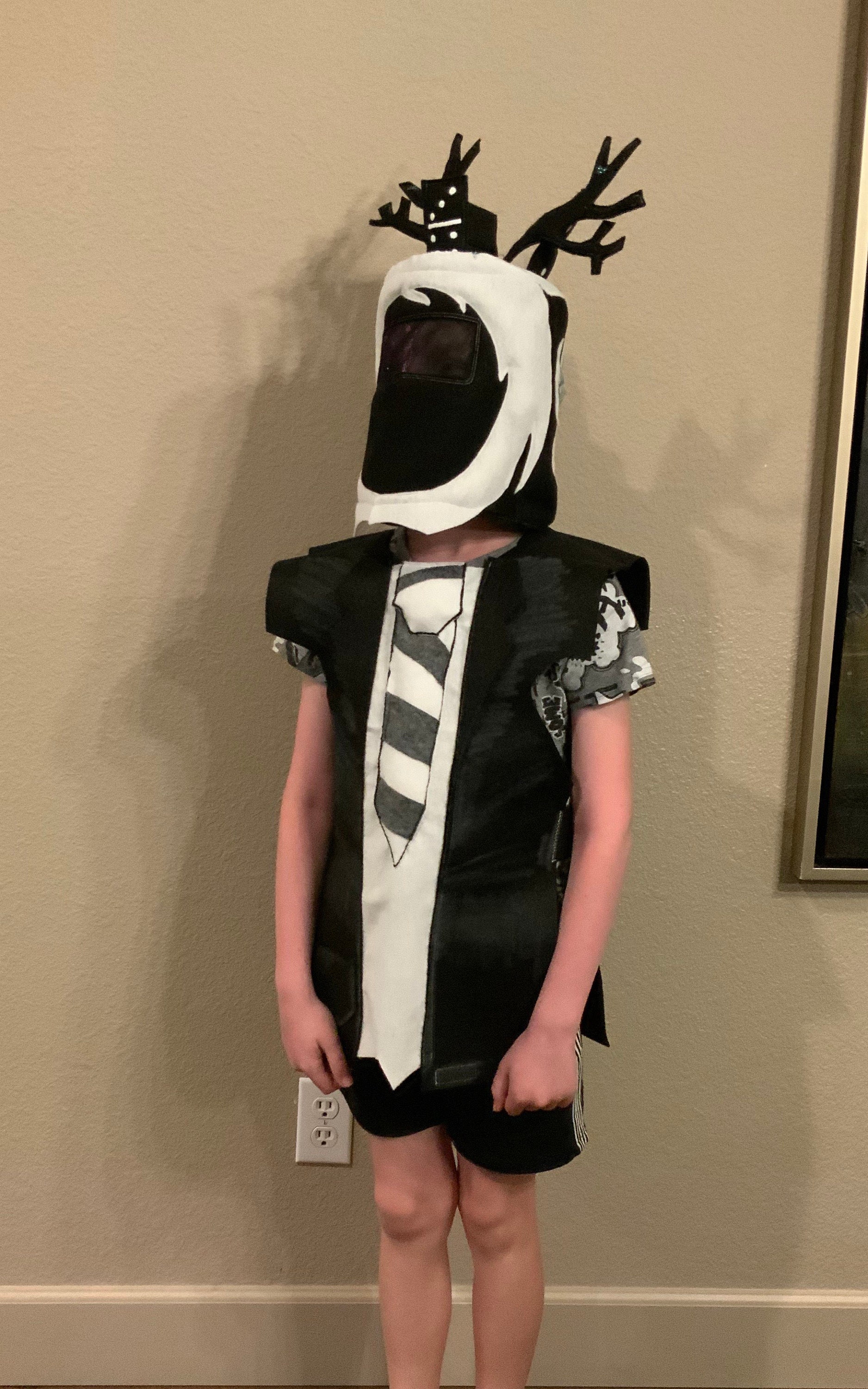 Noob from Roblox Costume, Carbon Costume