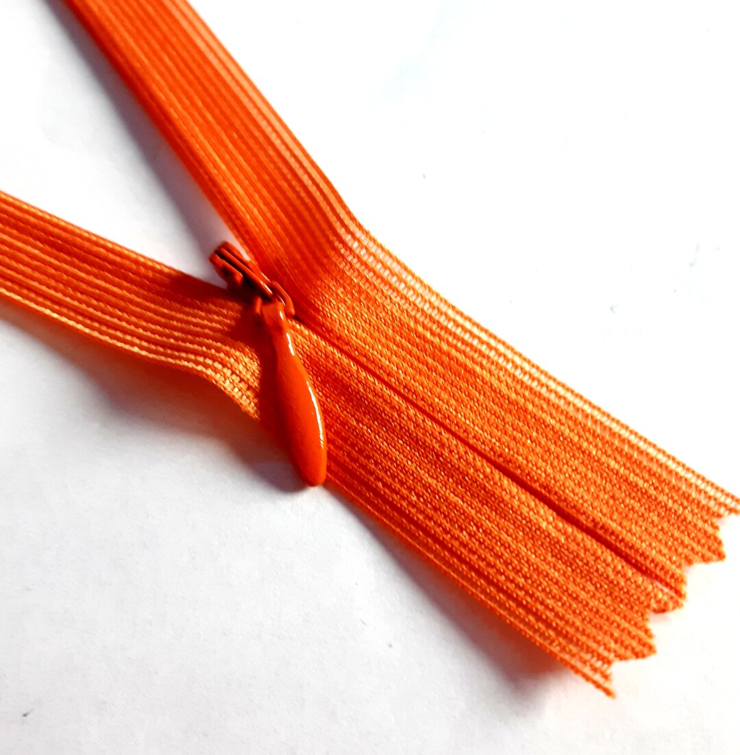 YKK Cerniera Nascosta In Nylon Bianca 23 Cm – Invisibile, Fine Chiusa, Per Abiti Da Sera, Cucito E Federe