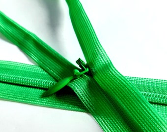 FRESH GREEN lime seam-covered nylon size 3 indivisible vintage zipper (YKK) молния cerniera cremallera fermuar cipzár רוכסן