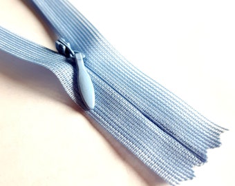LIGHT BLUE PASTEL seam-concealed nylon indivisible vintage zipper size 3 (YKK) молния cerniera cremallera fermuar cipzár רוכסן