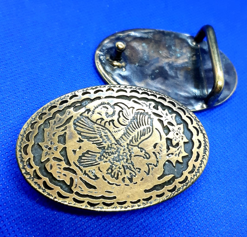 Vintage Belt Buckle Buckle Oval Country Eagle Metal Color Bronze for 30mm Belt Width