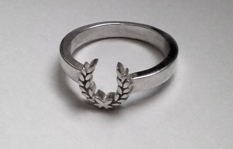 Laurel Wreath Ring - Laurel Wreath Seal - Laurel Wreath Ring