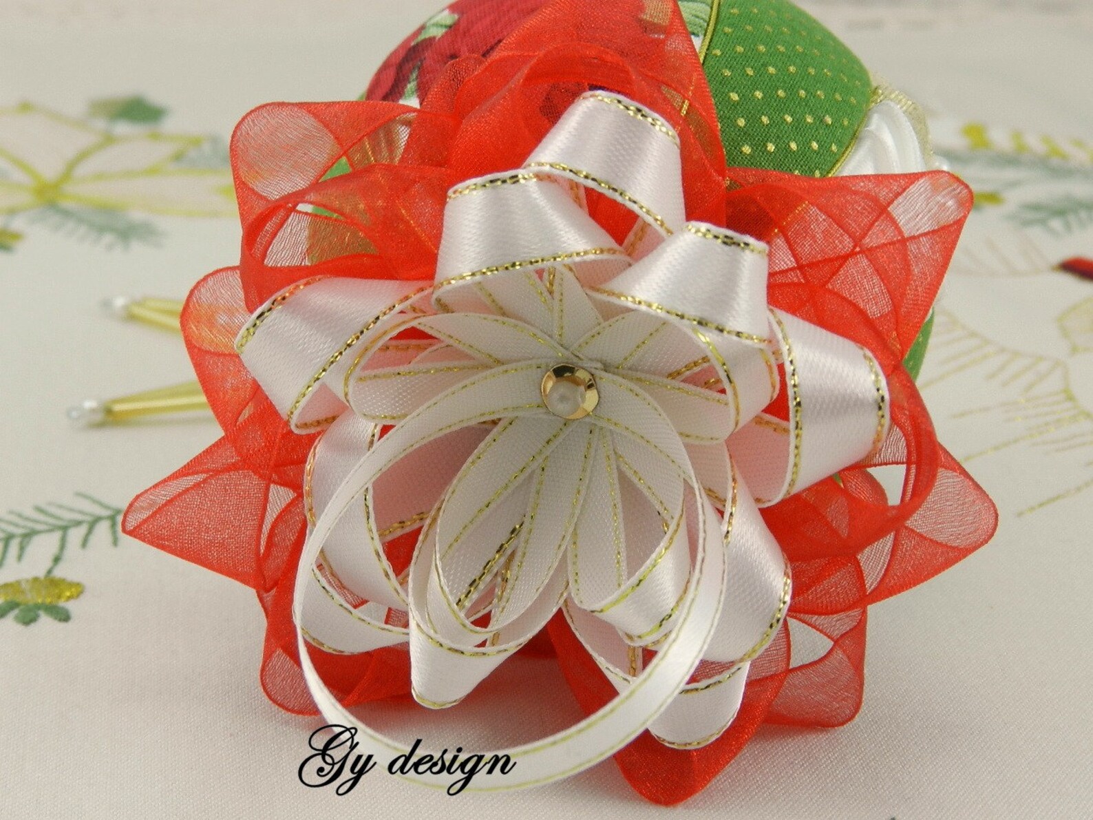 Red Roses Christmas Tree Ornament Christmas Tree Baubles Etsy