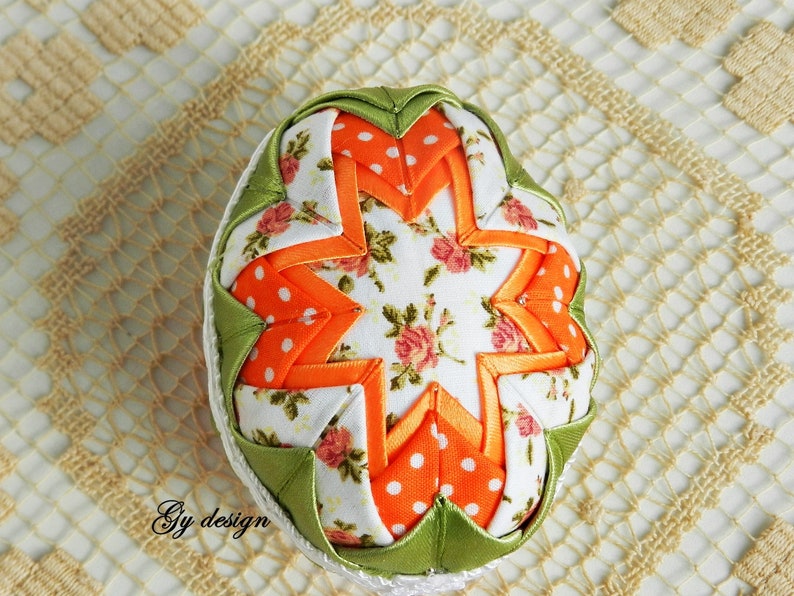 Tutorial DIY quilted eggs star egg pdf tutorial no sew quilted egg step by step instructions Easter eggs folded fabric pattern decorations image 8