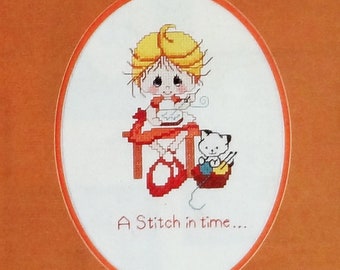 Wee Winsomes I Did It Myself Make a Christmas Memory Counted Cross Stitch #3005 DMC