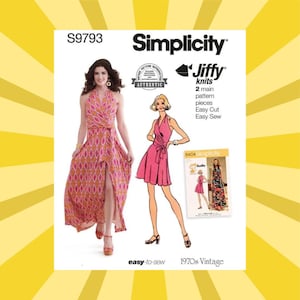 Könnte beinhalten: Simplicity Schnittmuster S9793, ein Vintage-Design aus den 1970er Jahren. Das Bild zeigt eine Frau in einem rosa-orange gemusterten Kleid, zusammen mit Illustrationen des Kleides und der Musterdetails. Das Muster ist mit "Jiffy knits" und "easy-to-sew" gekennzeichnet.