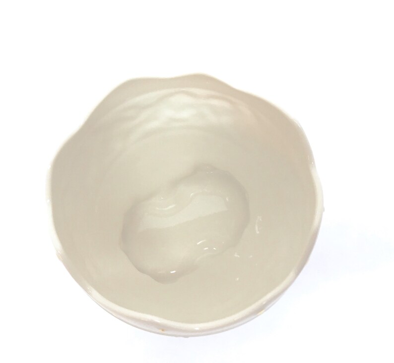 LENOX CANDY DISH is a 5 Round Deep Decorative Porcelain Bowl w/Geometric Rim Design, Raised Relief Pale Lilac Pansies & 24K Gold Beads image 5