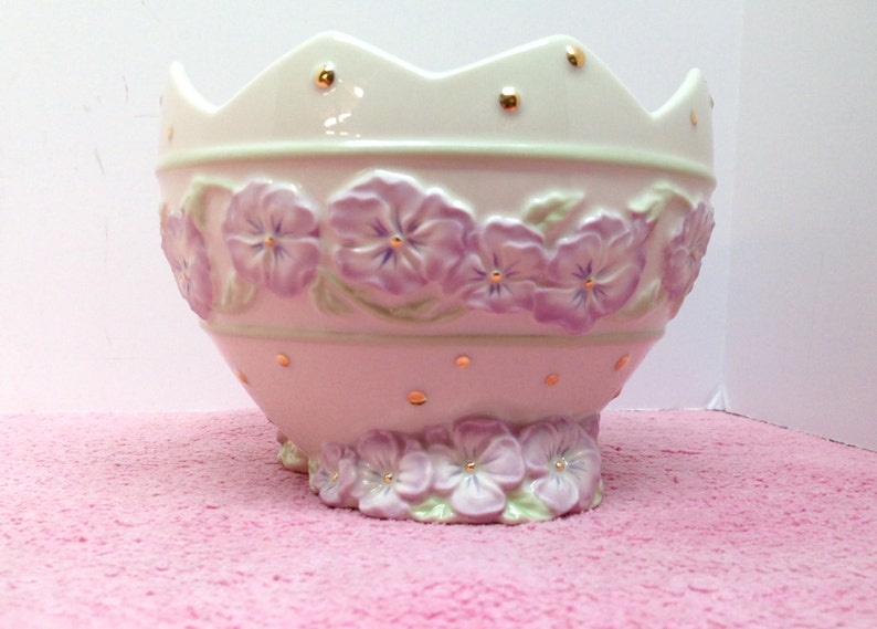 LENOX CANDY DISH is a 5 Round Deep Decorative Porcelain Bowl w/Geometric Rim Design, Raised Relief Pale Lilac Pansies & 24K Gold Beads image 8