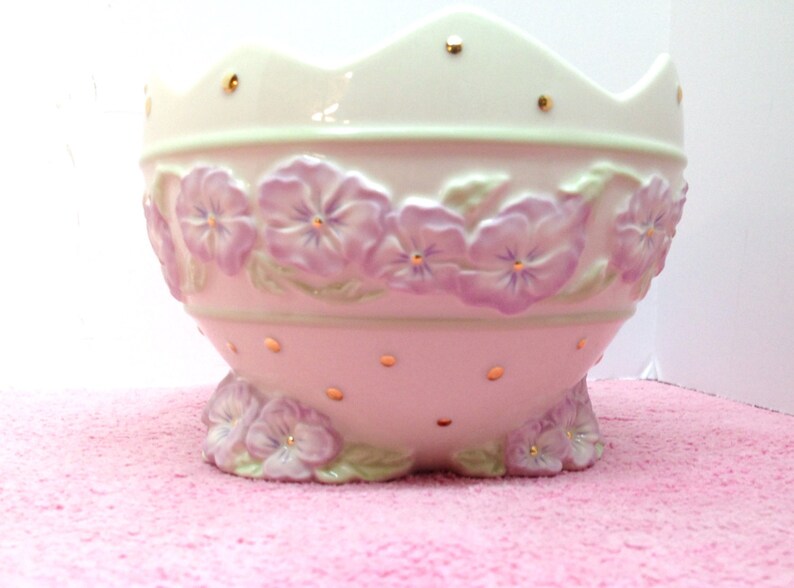 LENOX CANDY DISH is a 5 Round Deep Decorative Porcelain Bowl w/Geometric Rim Design, Raised Relief Pale Lilac Pansies & 24K Gold Beads image 7