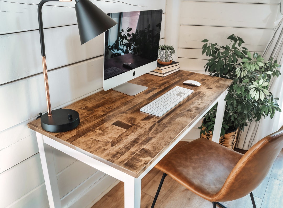 14 of the best minimalist desks for the simple home office