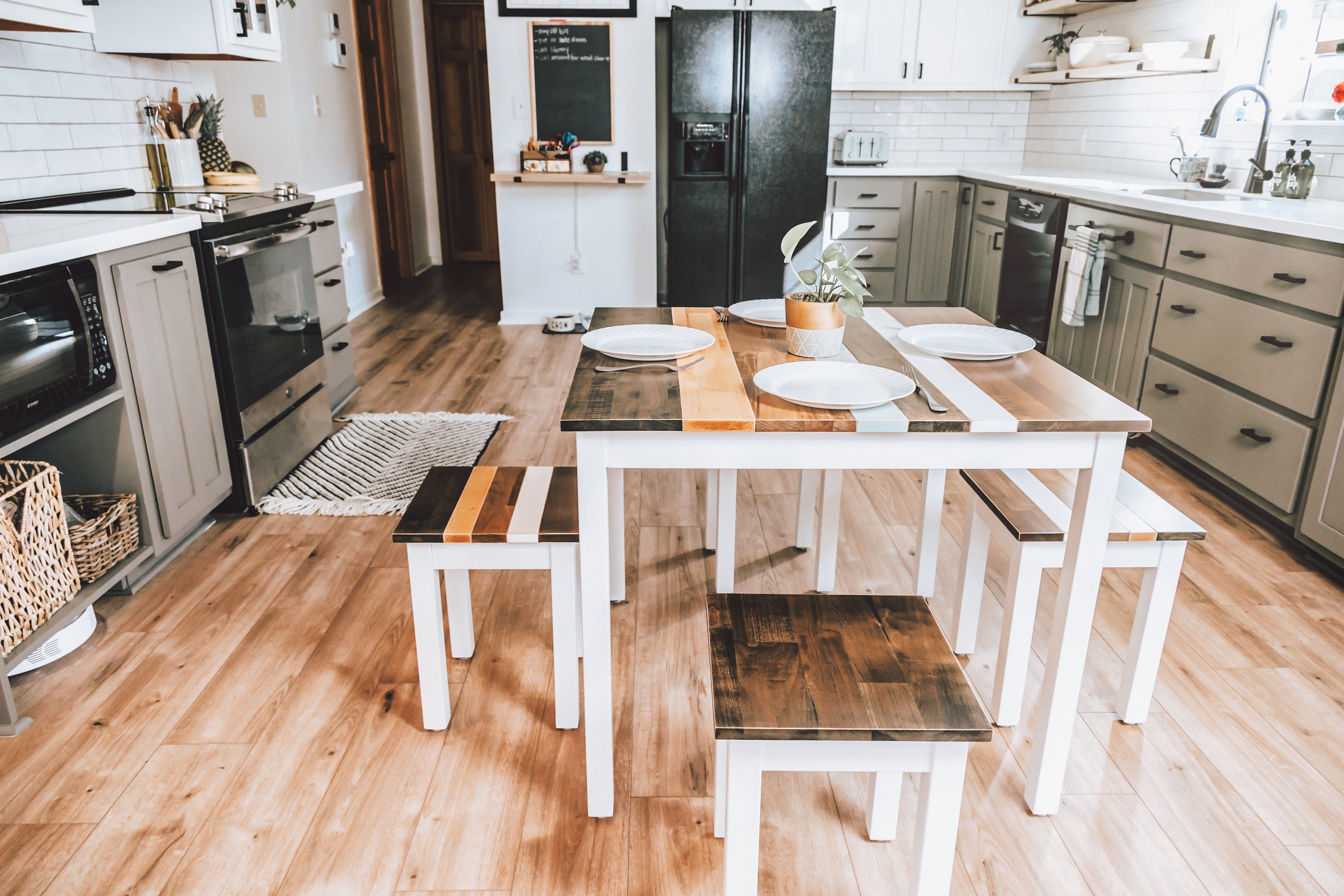 Value city furniture small 2024 kitchen table sets