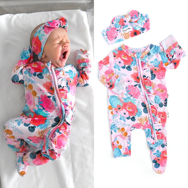 one piece stretchy sleepers with zippers