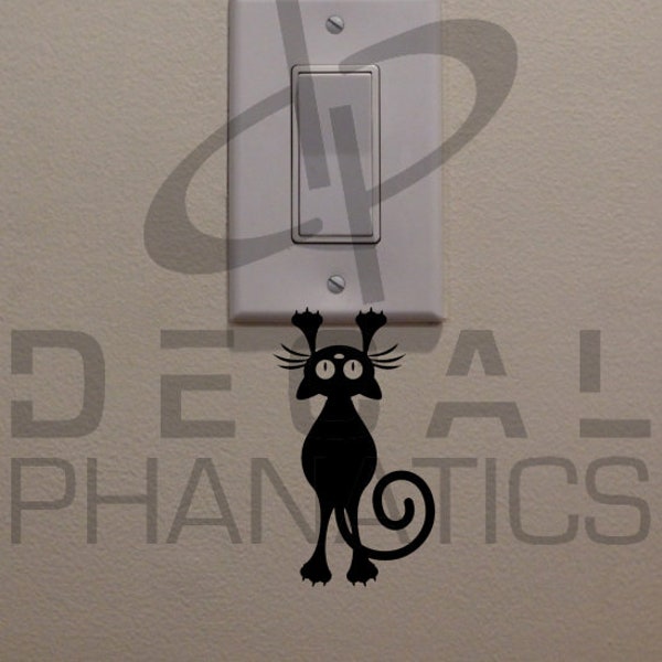 Chat/chaton suspendu à un interrupteur (2,5 x 4,5 po.) - Sticker déco chambre/maison