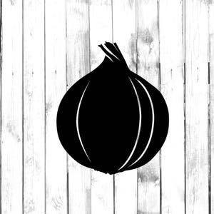 May include: A black silhouette of an onion with a rounded shape and a pointed top. The onion is shown against a white woodgrain background.