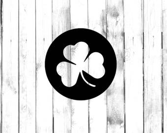 Shamrock Di Cut in Circle - Irish/Celtic/4 Leaf Clover - Car/Truck/Laptop/Computer/Phone/Home Decor/Bumper Sticker - Vinyl Decal