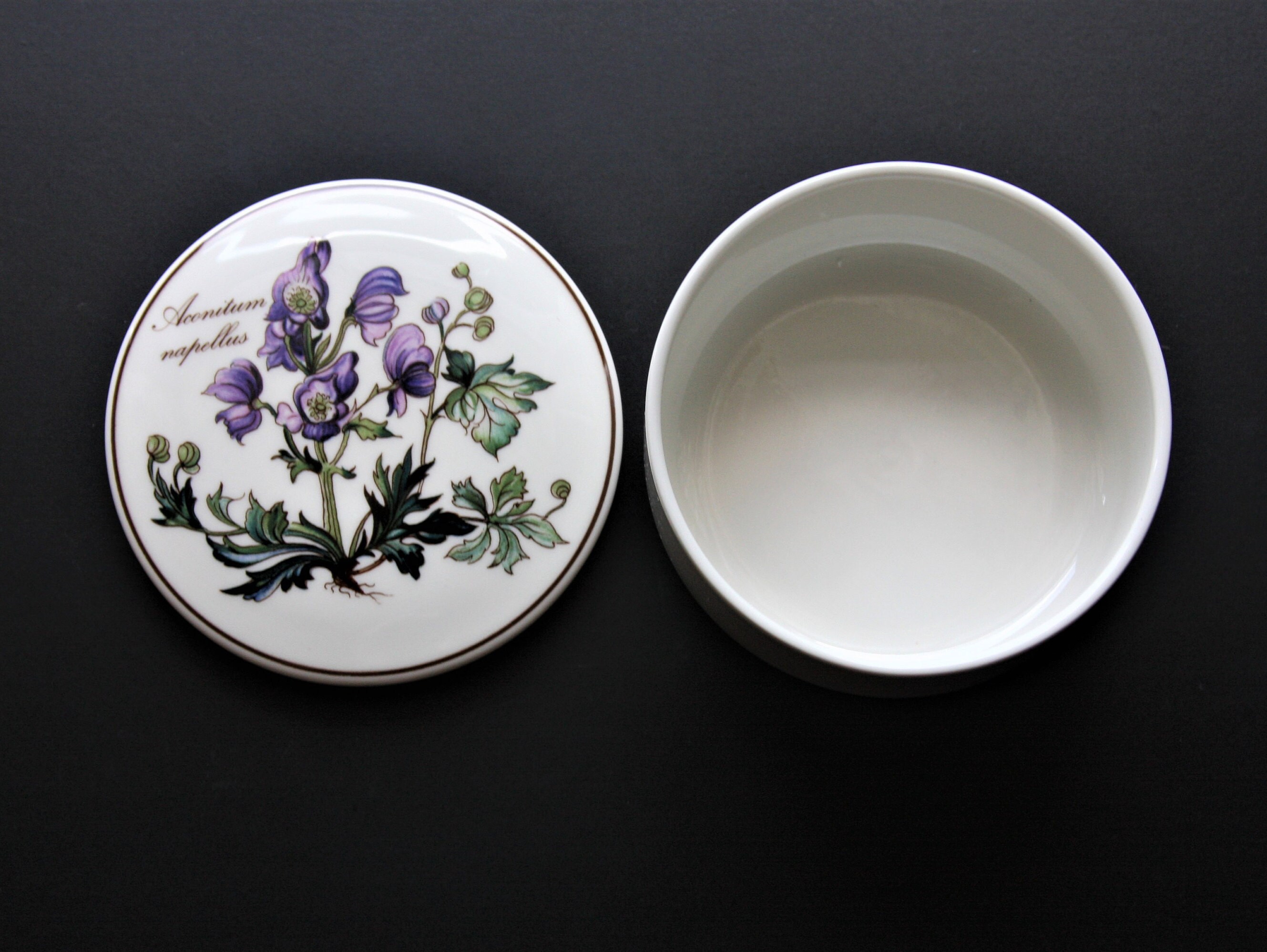 Villeroy and Boch Trinket Box. Vintage Porcelain from Etsy