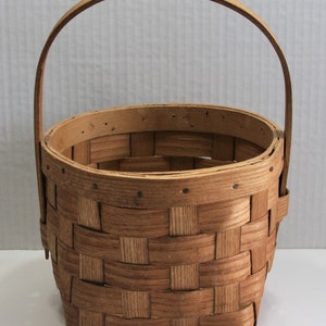 Vintage 1950s Putney Basket from Basketville, Vermont. Oldest American Basket Co. Fixed Handle.  Split Oak Wood  Basket. Collectible.