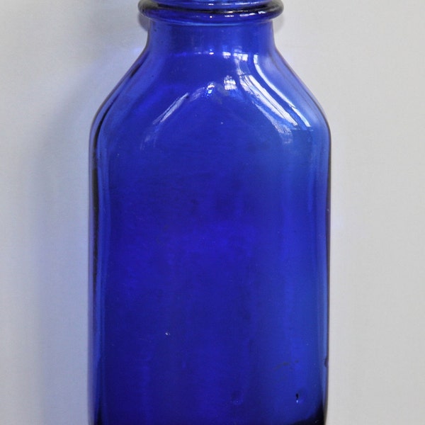 Anfang der 1900er Jahre echte Phillips Flasche.  Kobaltblau Apotheker Flasche.  Hergestellt in den USA.  Sammlerstück.  Keine Chips oder Risse. Toller Zustand.