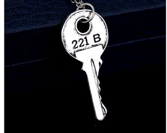 221B Key Necklace – Sherlock Holmes Retro Silver Pendant