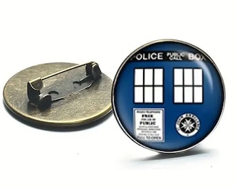 Doctor Who Enamel Pin – Sci-Fi TV Brooch, Backpack Accessory