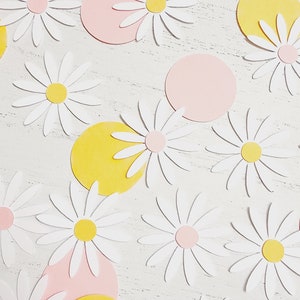 Daisy Theme Birthday Confetti, Daisy Decorations, Table Confetti, Retro Party Decorations, Party Decor, Girl's 1st Birthday, Baby Shower