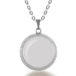 Digitale PNG of / en PSD-sjabloon voor ronde 1 inch instelling omlijsting hanger met rolo ketting op witte achtergrond aanbieding foto 560