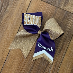 You pick Senior 2026 glitter bow