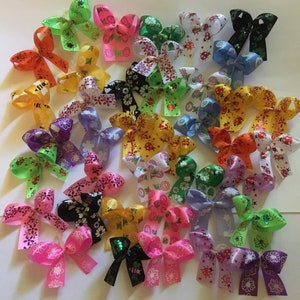 40 small Spring Summer Print Dog Bows Dog Grooming Bows Flowers ladybugs and bumble bees