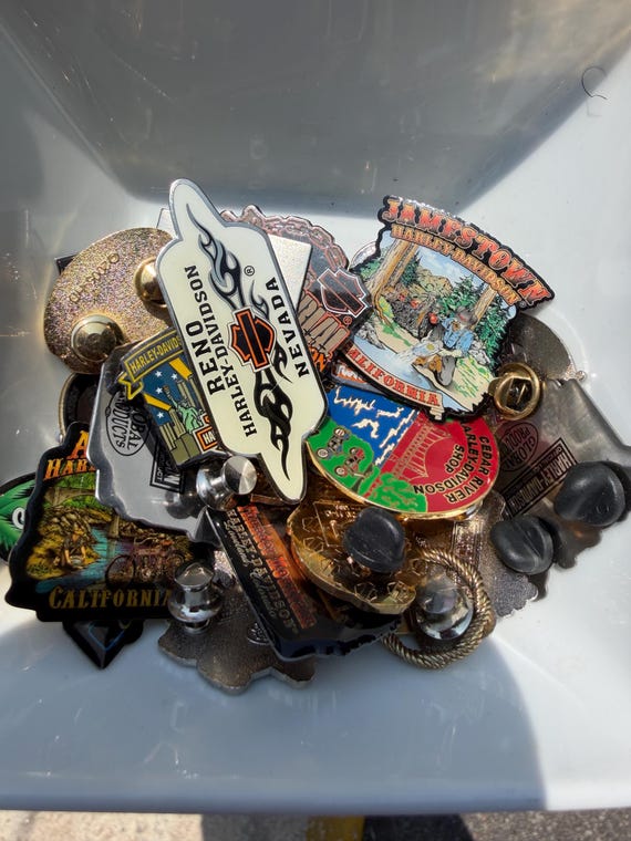 VTG Harley Davidson Pins