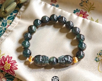 Bracelet Pixiu en kyanite verte sculptée à la main | Bijou en perles de pierre précieuse Feng Shui, porte-bonheur