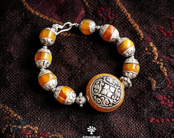 Thong Nata · Golden Dance of the Amber Queen