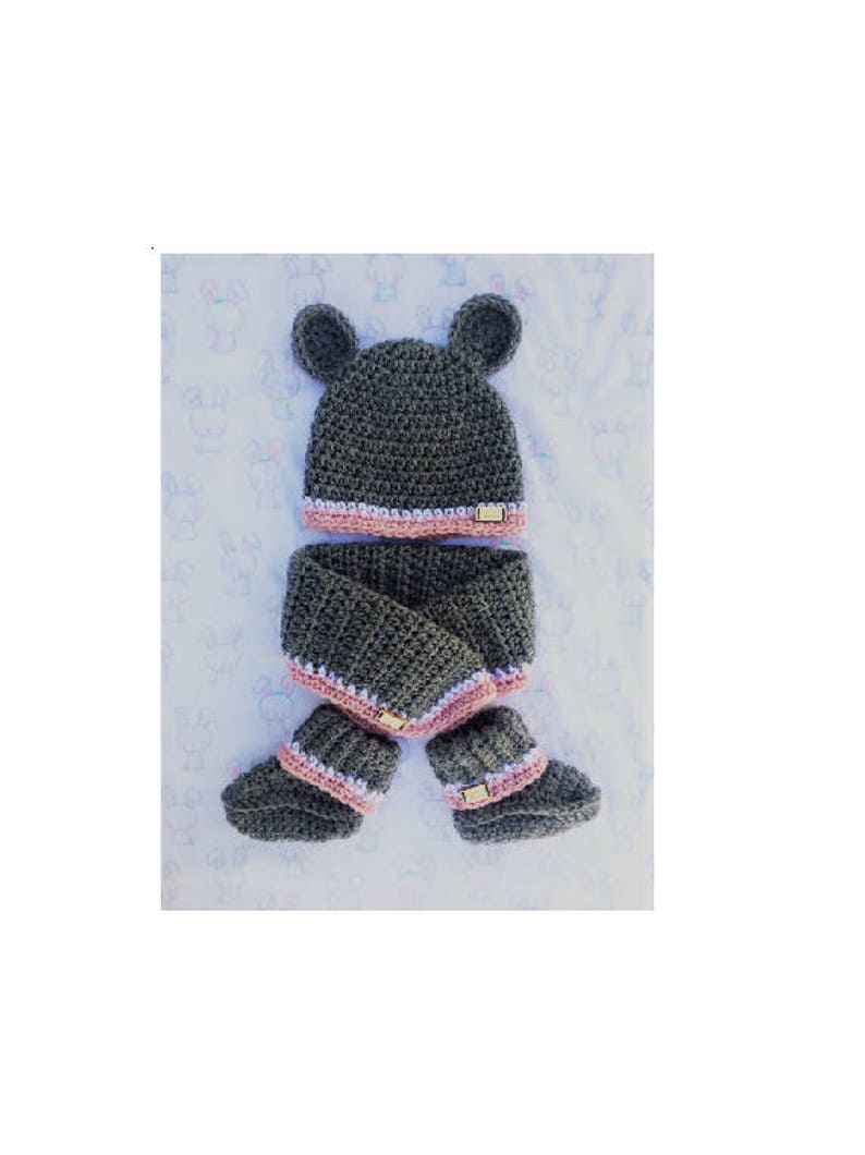 Winter clothes and accessories Winter accessory kit for baby handmade by crochet with gray and old pink yarn