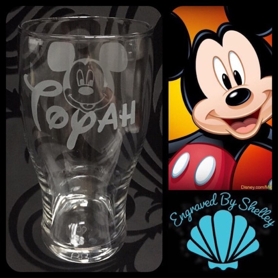 Mickey Mouse Laser Engraved Personalised Half Pint Glass With Board Gift Box