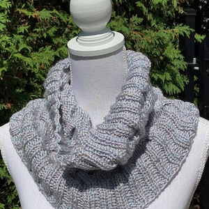 Cable Knit Chunky Cowl/ Winter Cowl/ Knit Cowl/ Chunky Cowl