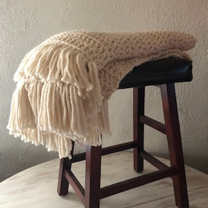 Super Chunky Knit Blanket x Full Size Hand Knit x Home Decor x Winter Rustic Farmhouse x The Cascades Throw image 2