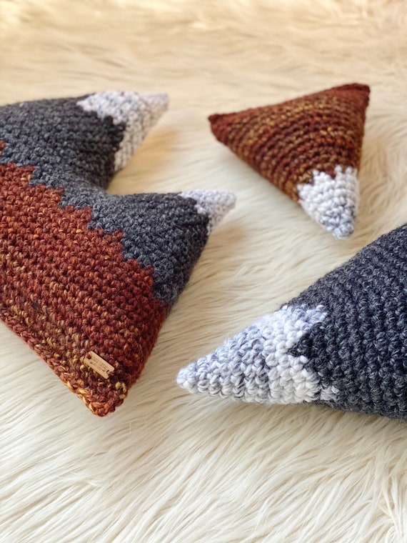 Plush couch pillows hotsell